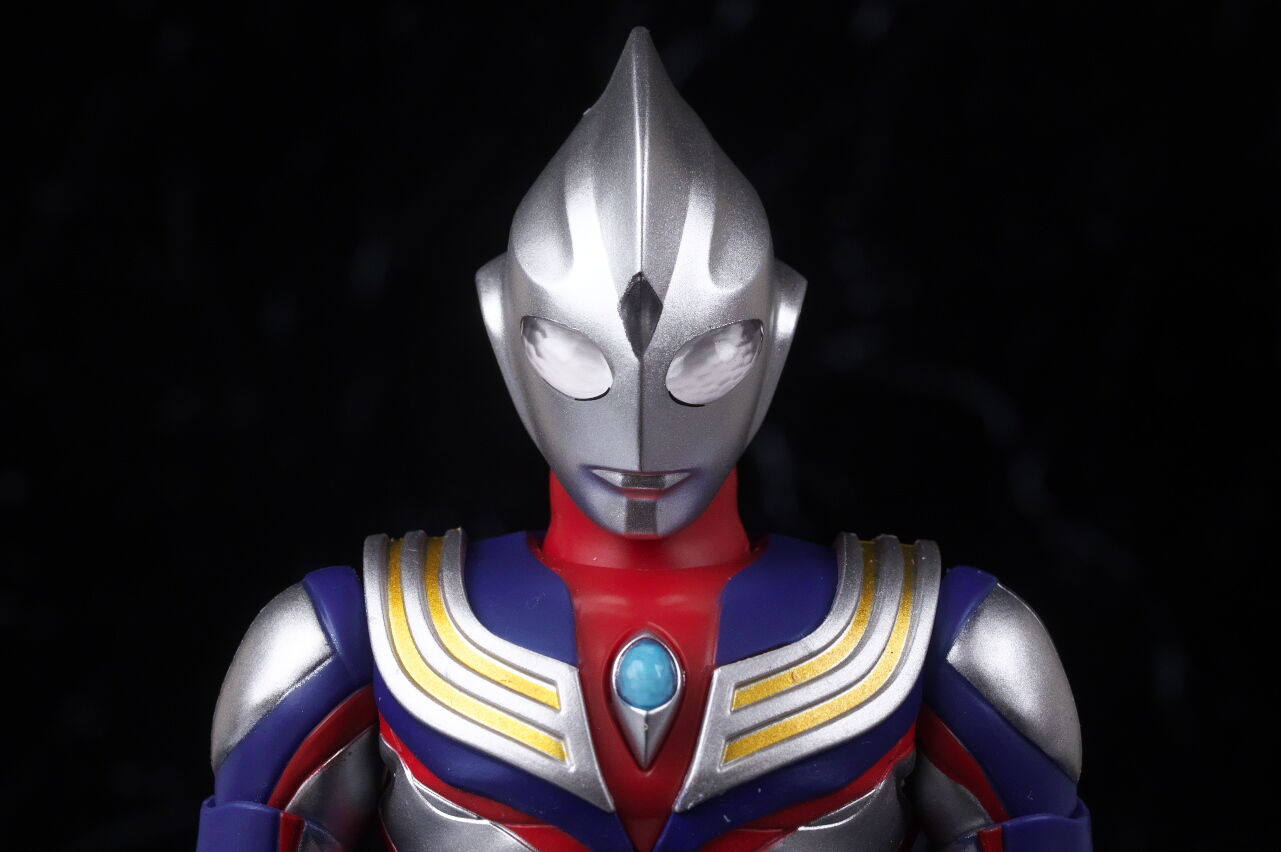 S.H.フィギュアーツ（真骨彫製法） ウルトラマンティガ マルチタイプ
