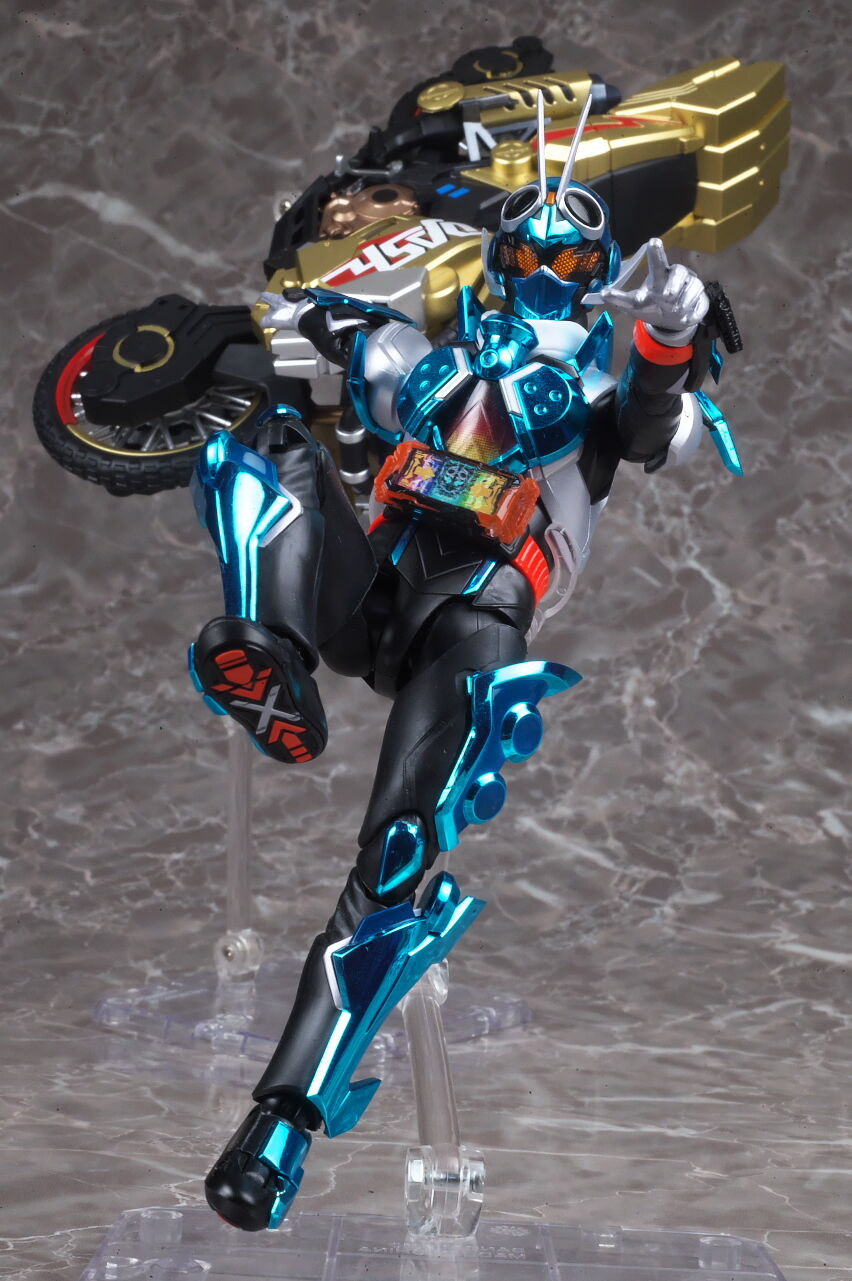 S.H.フィギュアーツ ゴルドダッシュ レビュー : はっちゃか