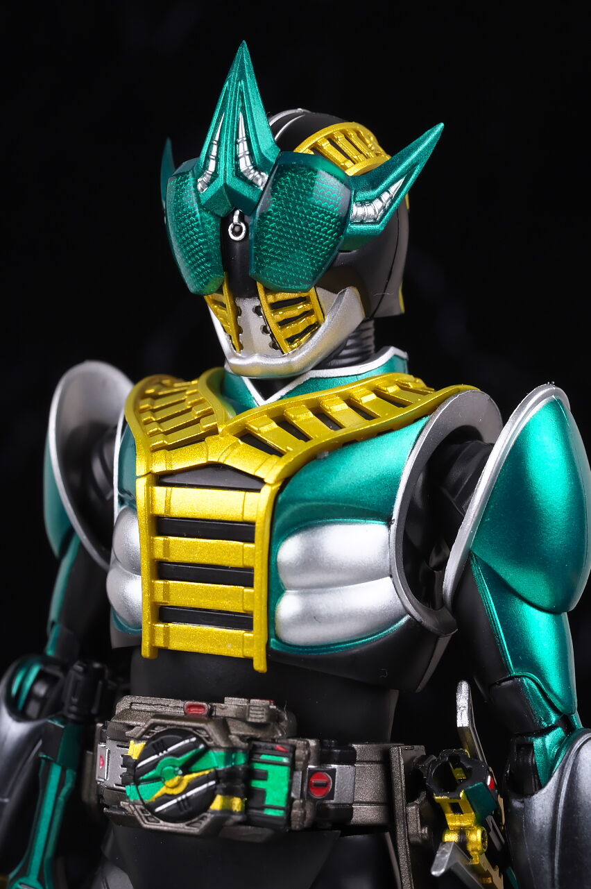 Amazon.co.jp: 仮面ライダーゼロノス アルタイルフォーム S.H.