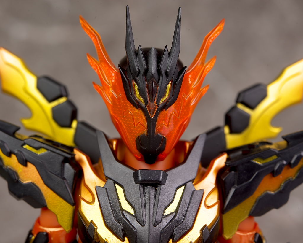 S.H.フィギュアーツ 仮面ライダークローズマグマ レビュー : は