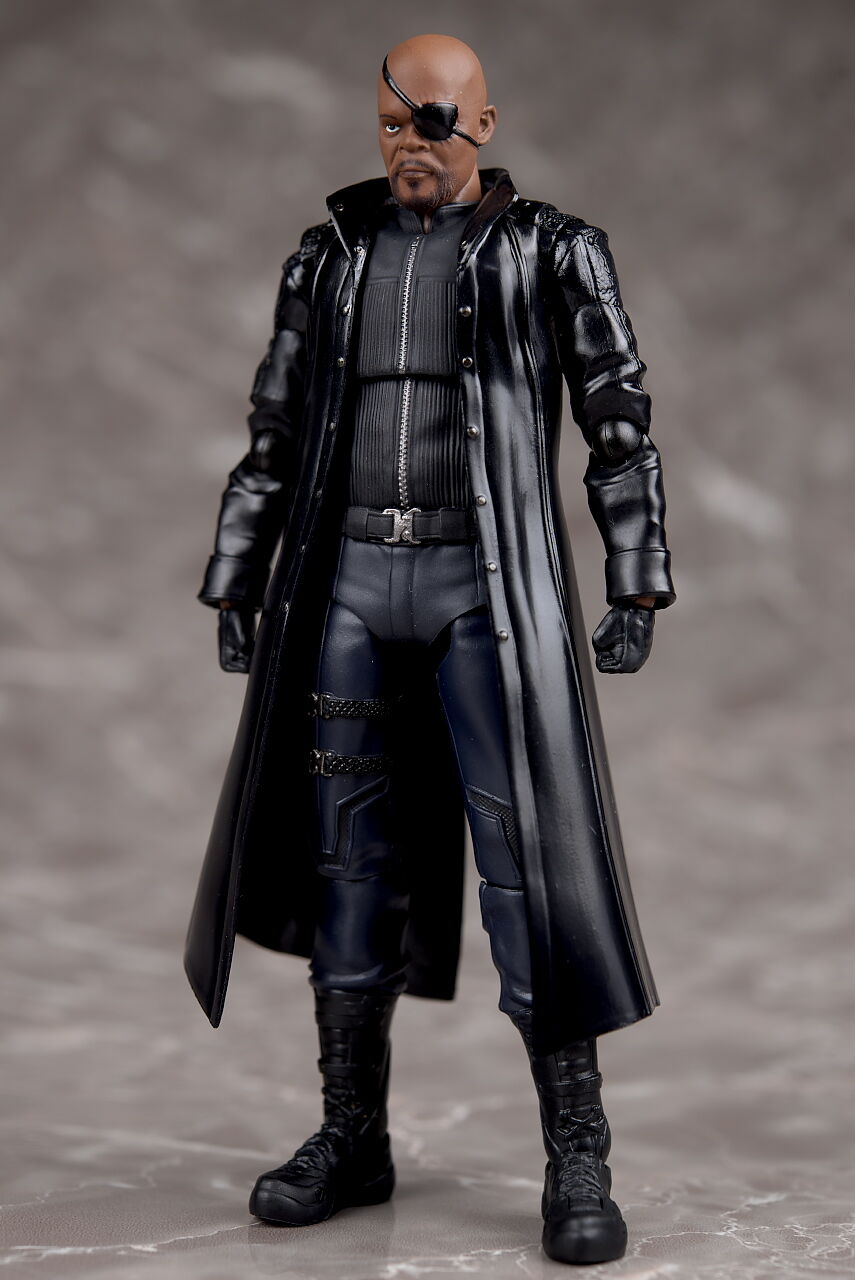 S.H.フィギュアーツ ニック・フューリー レビュー : はっちゃか