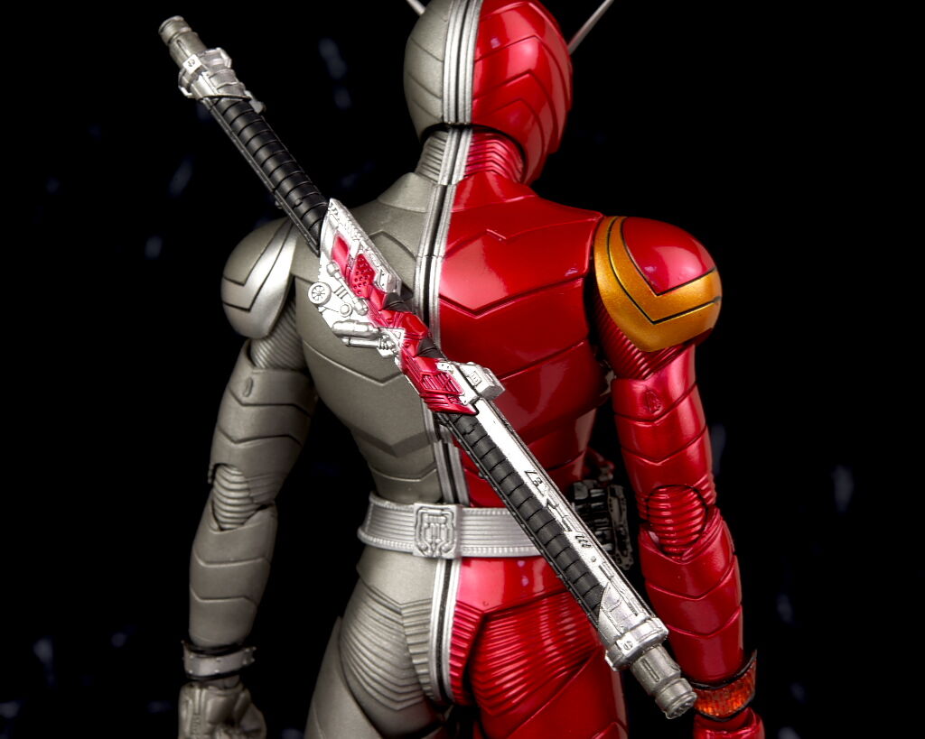 レビュー】 S.H.Figuarts（真骨彫製法） 仮面ライダーW ヒートメタル