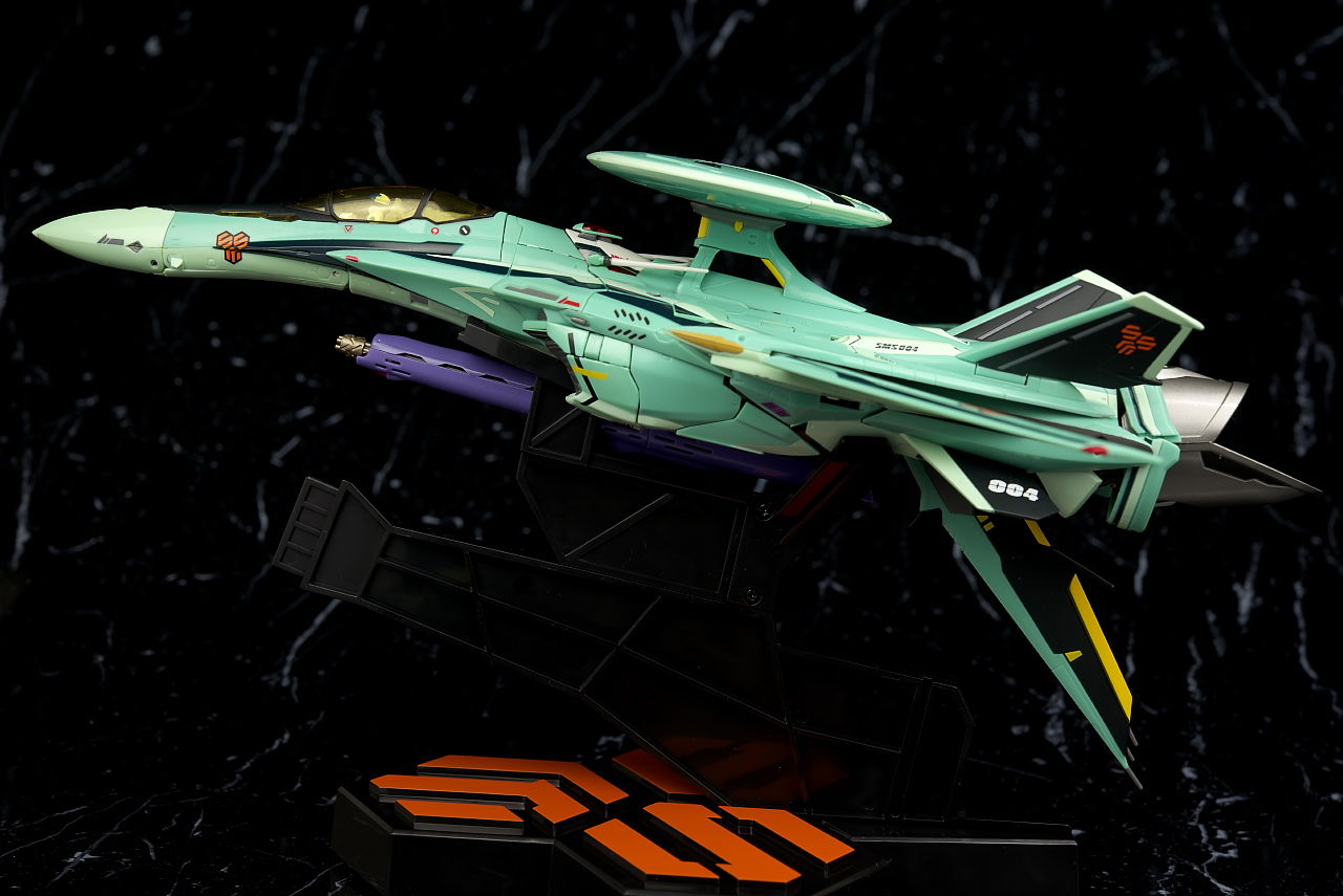 DX超合金 RVF-25 メサイアバルキリー (ルカ・アンジェローニ機 DX超合金 RVF-25 メサイアバルキリー (ルカ・アンジェローニ機