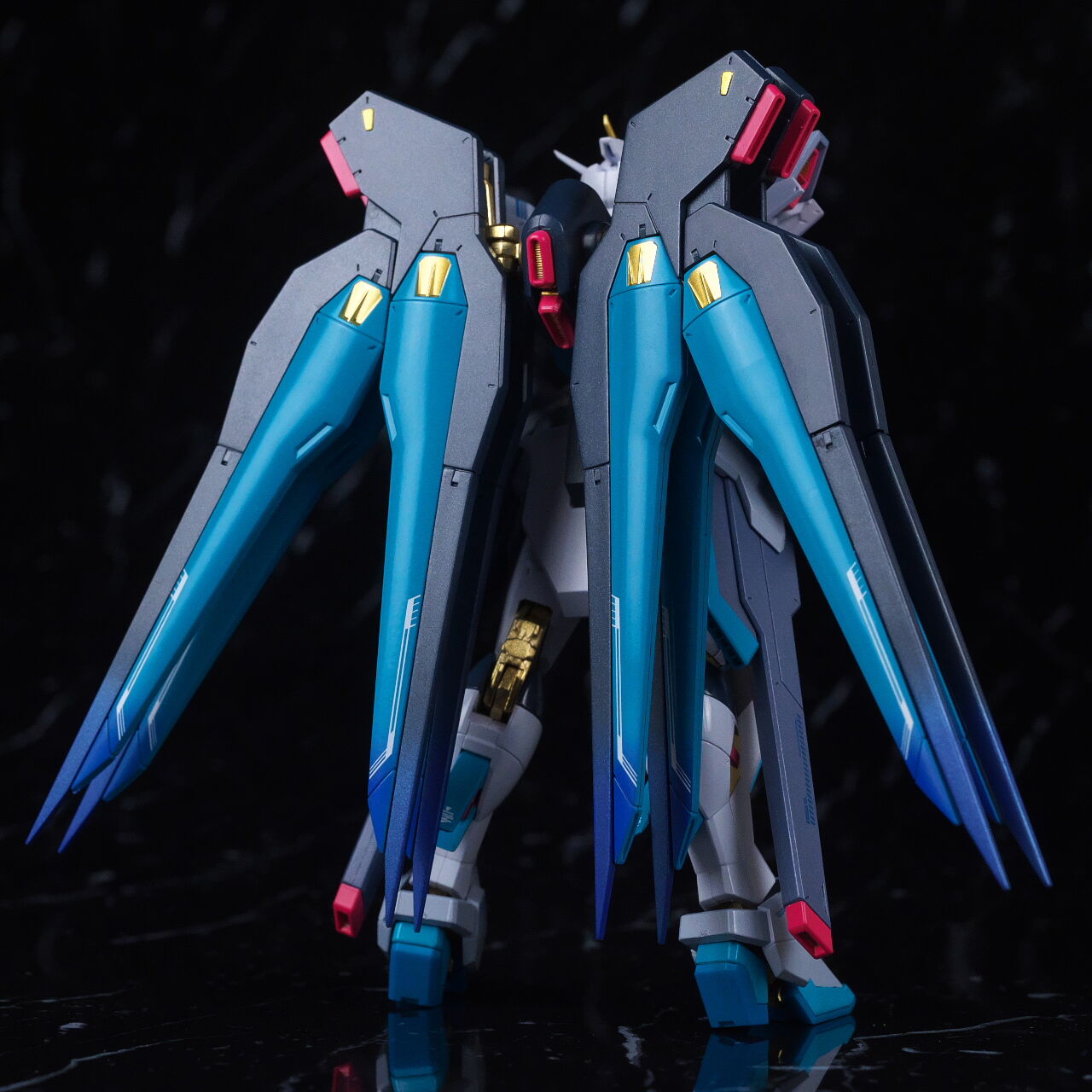 BANDAI L ROBOT魂 ストライクフリーダムガンダム弐式 Amazon | METAL ROBOT〈SIDE MS〉〉 ストライクフリーダム