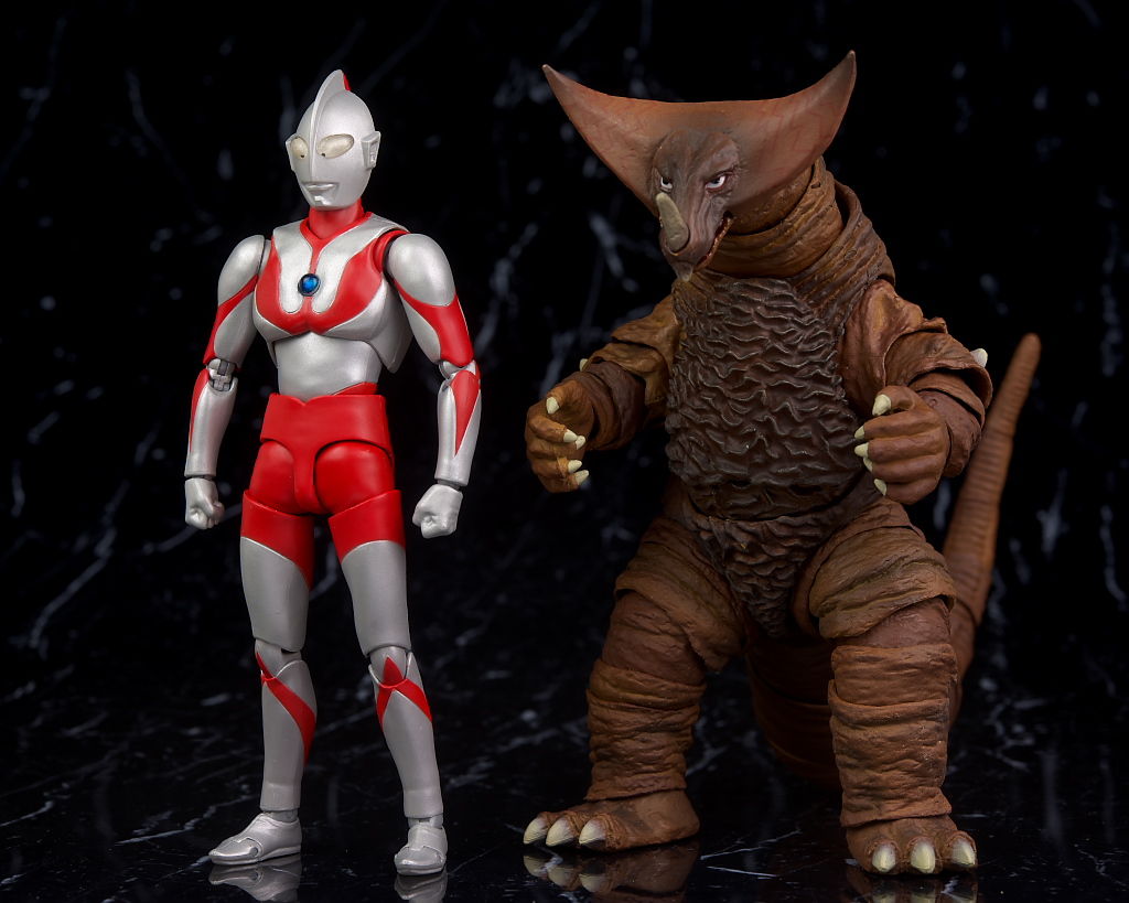 S.H.フィギュアーツ ゴモラ レビュー : はっちゃか S.H.フィギュアーツ ゴモラ レビュー : はっちゃか