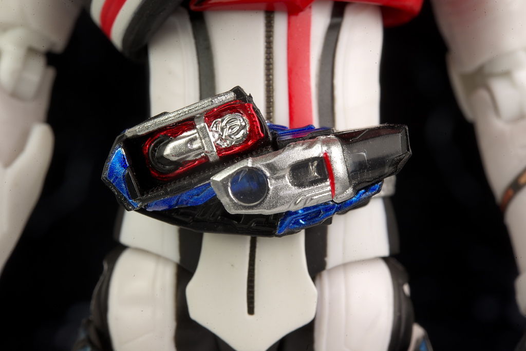 S H フィギュアーツ 仮面ライダー デッドヒートマッハ レビュー はっちゃか S H フィギュアーツ 仮面ライダー デッドヒートマッハ レビュー はっちゃか