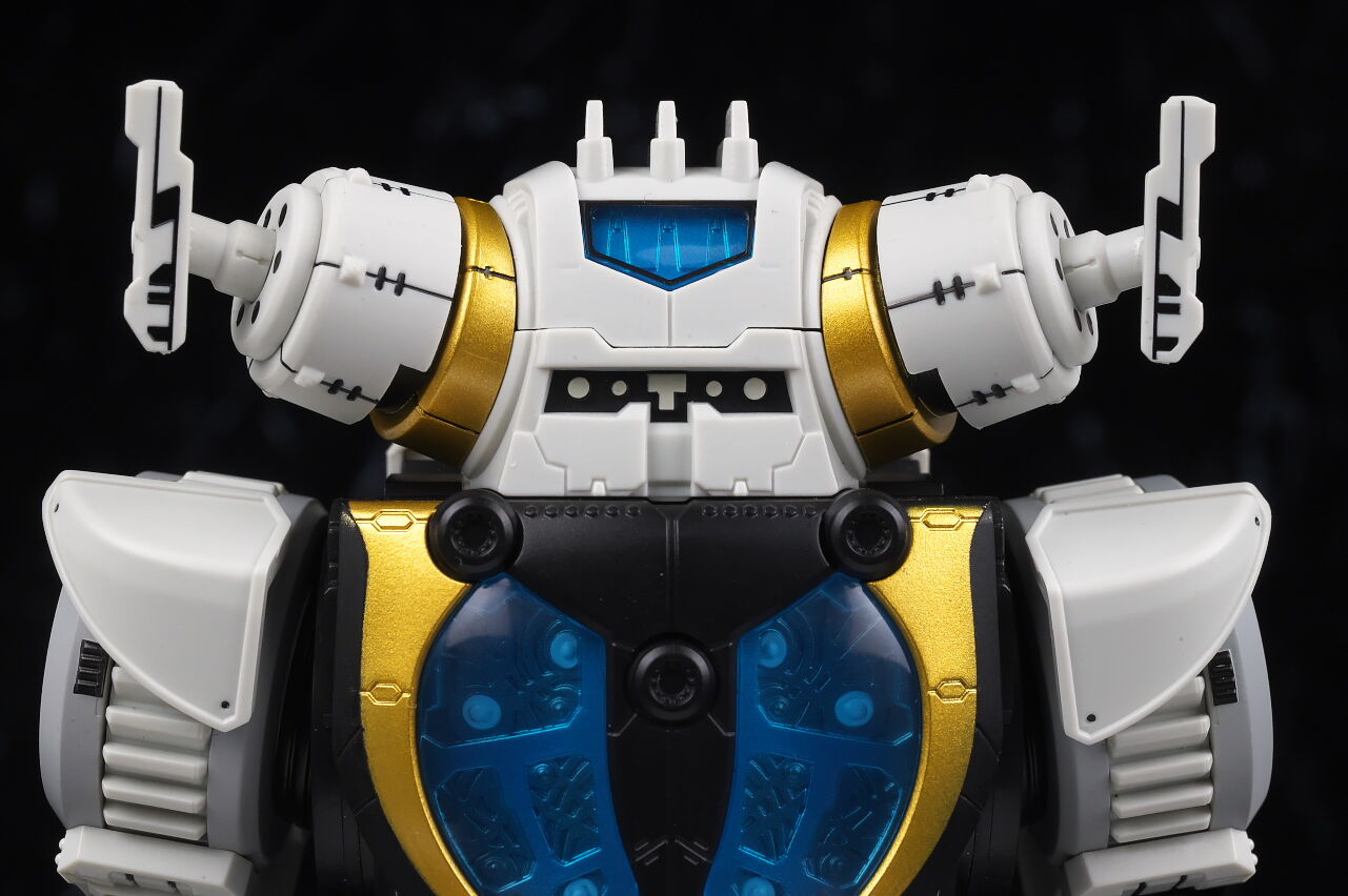 S.H.Figuarts 対怪獣特殊空挺機甲3号機 キングジョー ストレイジ