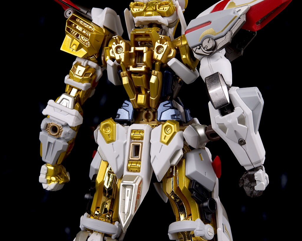 METAL BUILD ガンダムアストレイ ゴールドフレーム天ハナ