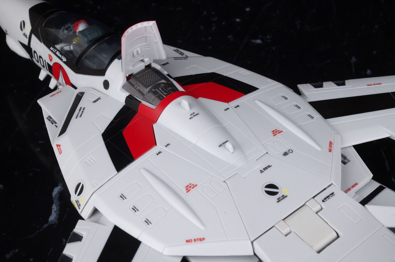 DX超合金 劇場版 VF-1S ストライクバルキリー(一条輝機 DX超合金 劇場版 VF-1S ストライクバルキリー(一条輝機