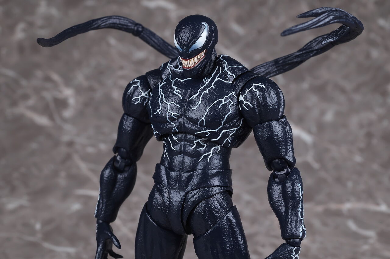 Amazon.co.jp: TAMASHII NATIONS S.H.フィギュアーツ ヴェノム