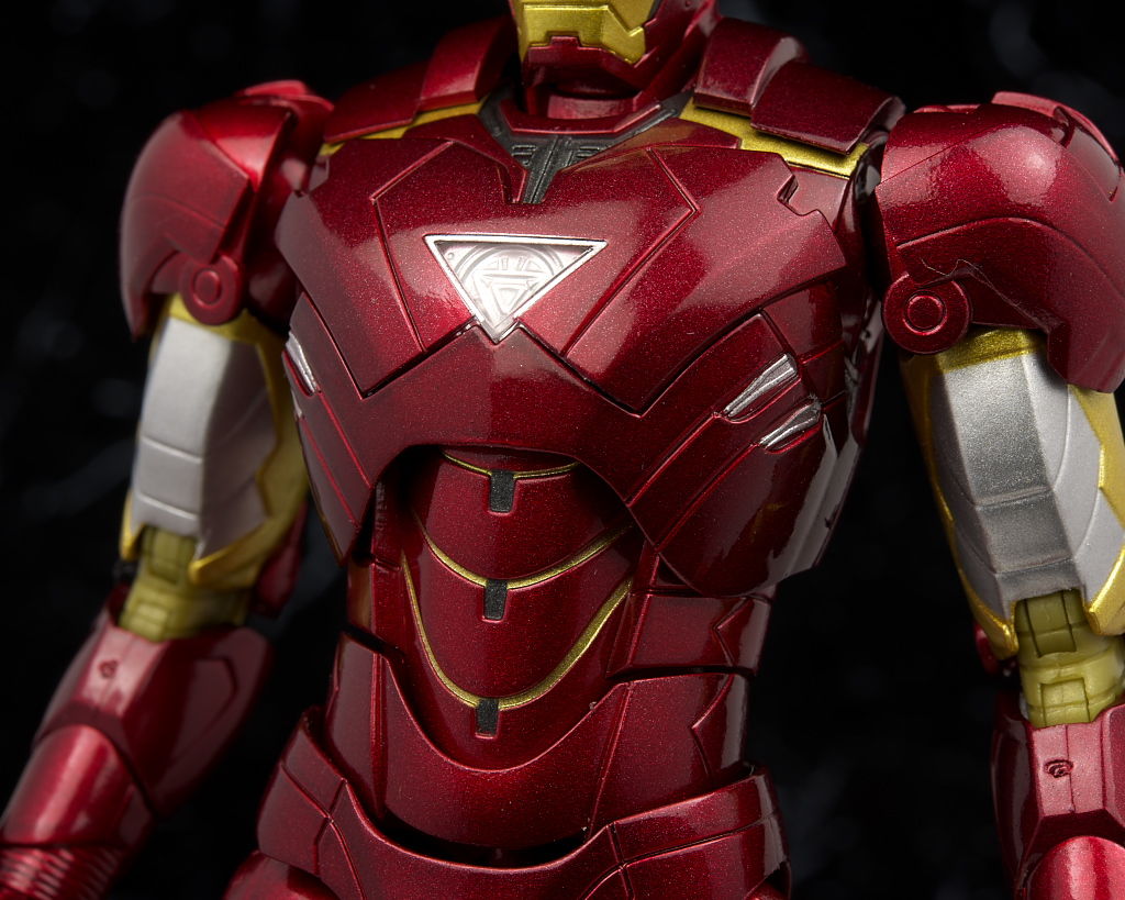 S.H.フィギュアーツ アイアンマン マーク6 レビュー : はっちゃか S.H.フィギュアーツ アイアンマン マーク6 レビュー : はっちゃか