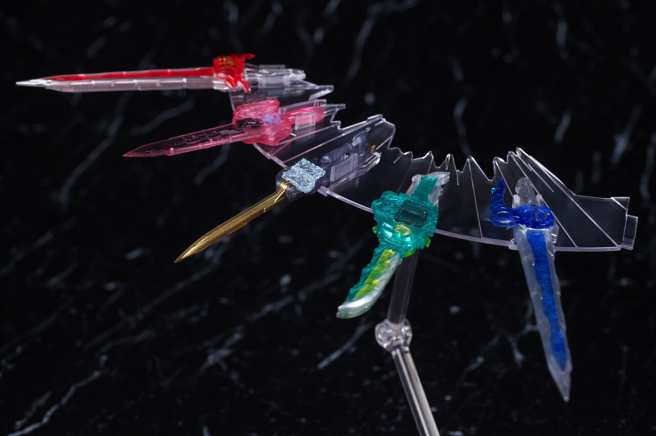 S.H.フィギュアーツ 仮面ライダークロスセイバー10聖剣セット レビュー