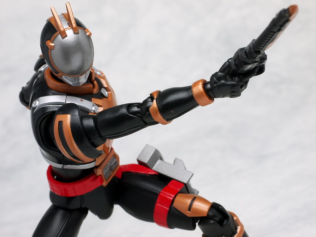 S.H.フィギュアーツ ライオトルーパー レビュー : はっちゃか