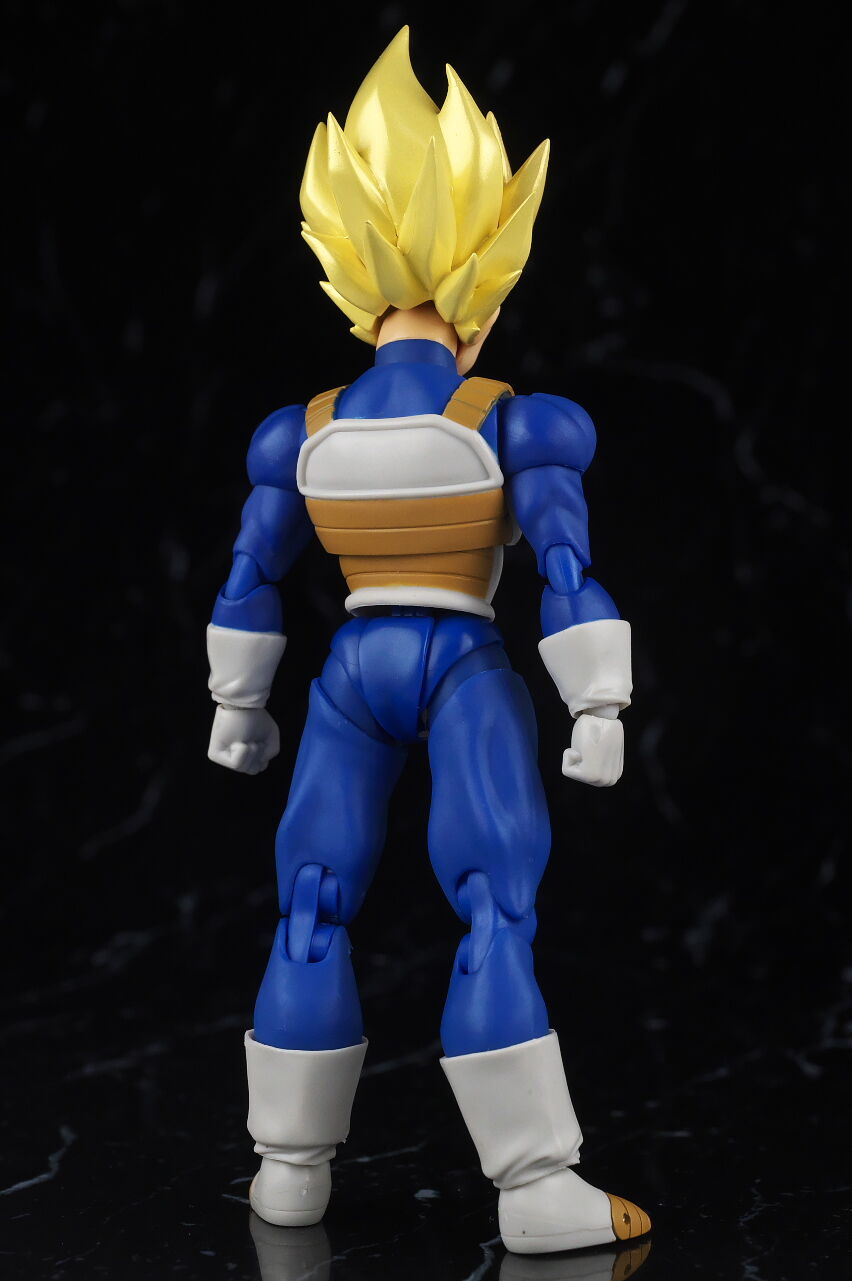 S.H.フィギュアーツ スーパーサイヤ人ベジータ-目覚めるスーパー S.H.フィギュアーツ スーパーサイヤ人ベジータ-目覚めるスーパー