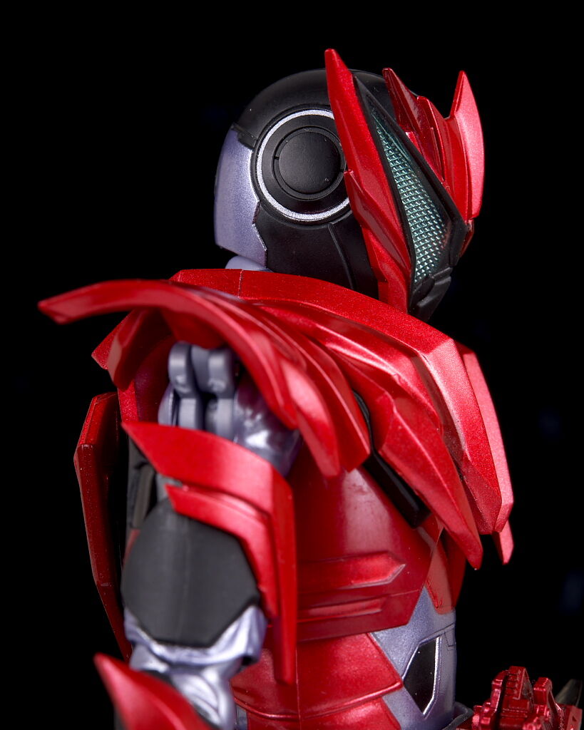 sh Figuarts 仮面ライダーゼロワン 仮面ライダー迅 バーニングファルコ Amazon.co.jp: S.H.Figuarts 仮面ライダーゼロワン 仮面ライダー