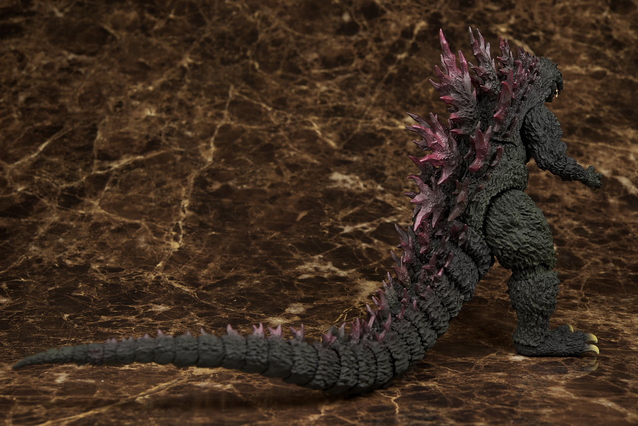 S.H.モンスターアーツ ゴジラ2000 ミレニアム レビュー : はっちゃか
