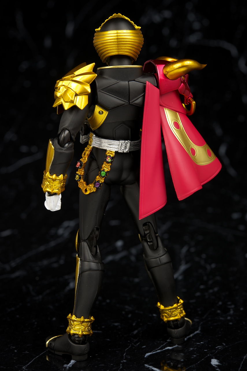 S.H.フィギュアーツ 仮面ライダービースト マントセット