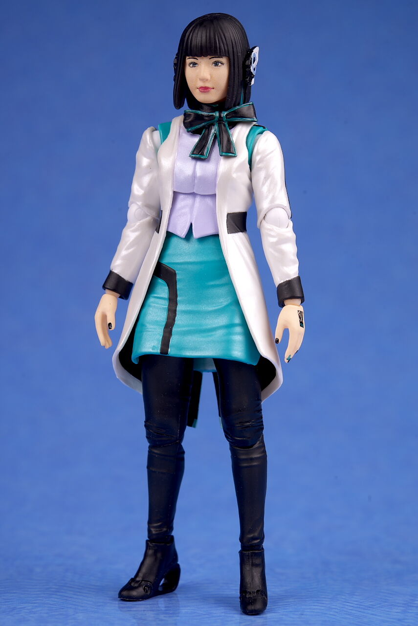 BANDAI - S.H.フィギュアーツ  イズ Amazon | バンダイ(BANDAI) S.H.Figuarts イズ | フィギュア