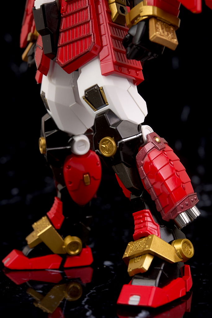 L ROBOT魂 武者頑駄無 METAL ROBOT魂 〈SIDE MS〉 武者頑駄無 | SDガンダムシリーズ