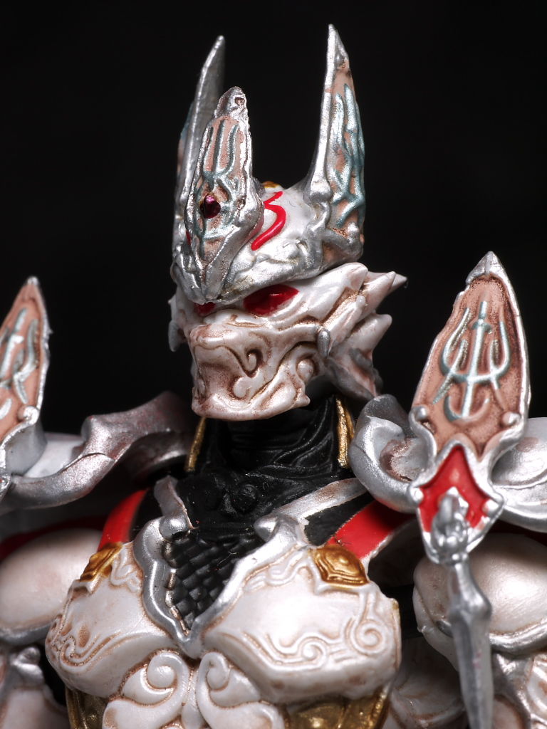 Bandai Spirits GARO極魂 白夜騎士 ダン Amazon.co.jp: TAMASHII NATIONS GARO極魂 白夜騎士 ダン : ホビー