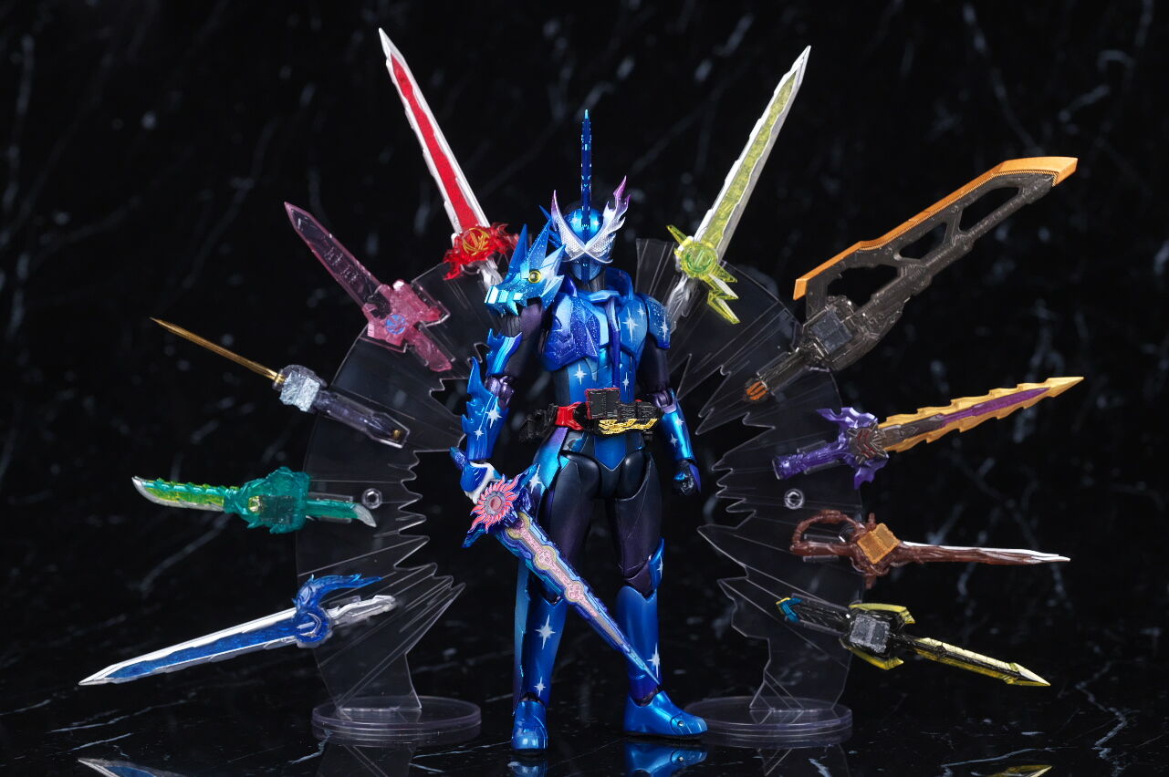 S.H.フィギュアーツ 仮面ライダークロスセイバー10聖剣セット