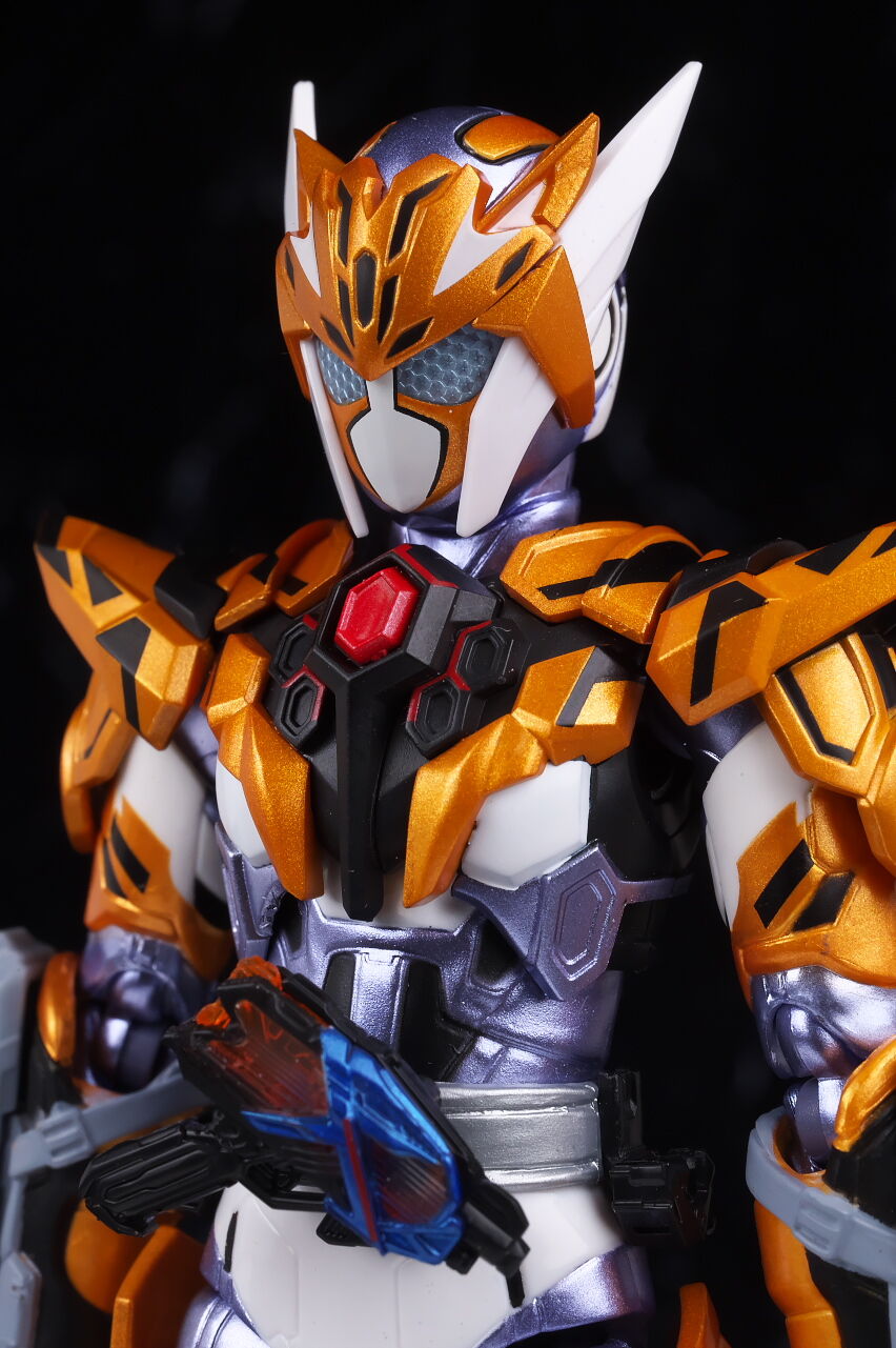 Amazon.co.jp: TAMASHII NATIONS S.H.フィギュアーツ 仮面