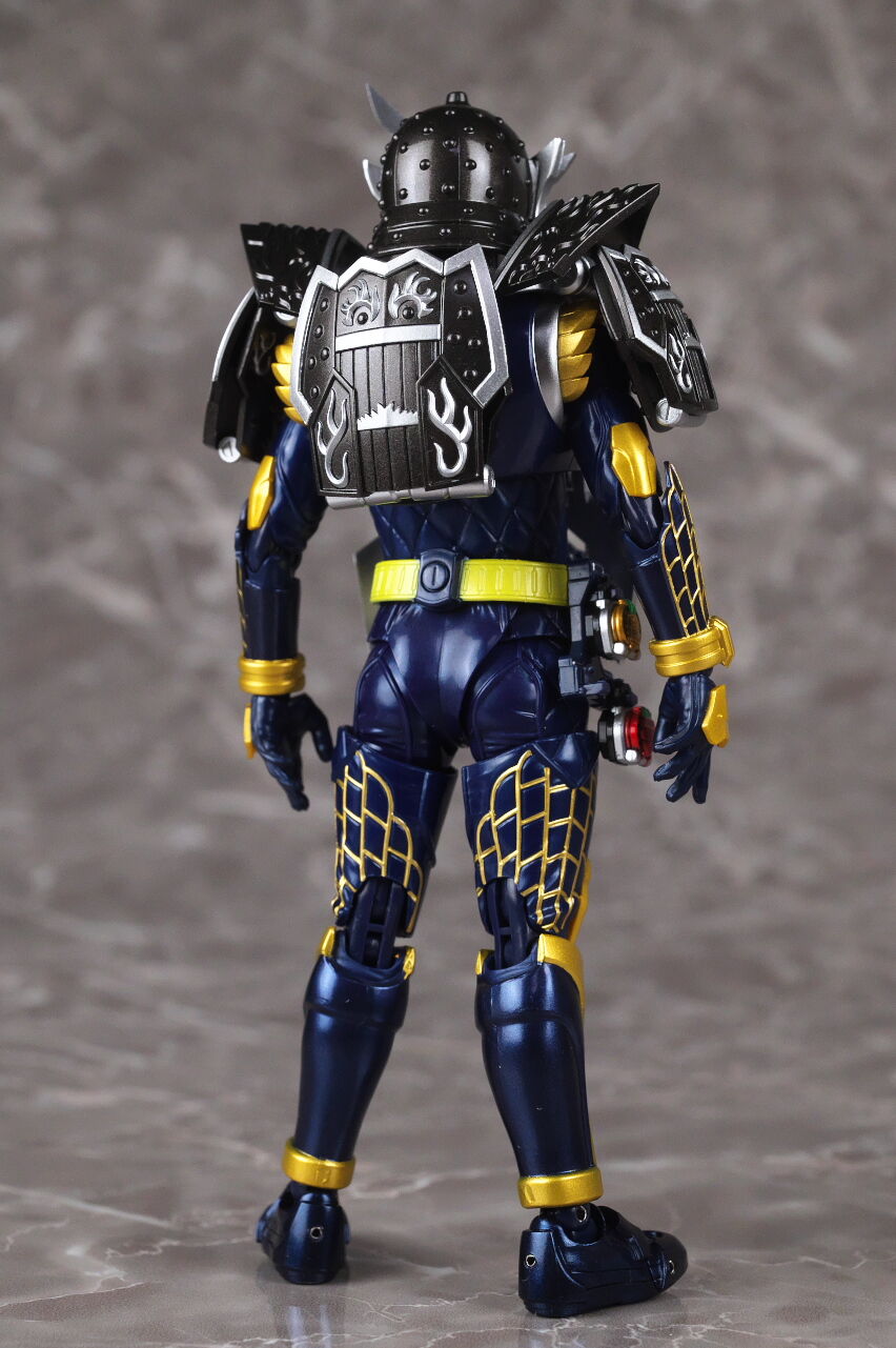 S.H.フィギュアーツ（真骨彫製法） 仮面ライダー鎧武 ジンバーレモン