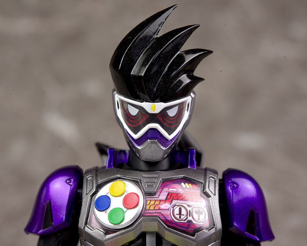 S.H.フィギュアーツ 仮面ライダーゲンム アクションゲーマー S.H.フィギュアーツ 仮面ライダーゲンム アクションゲーマー