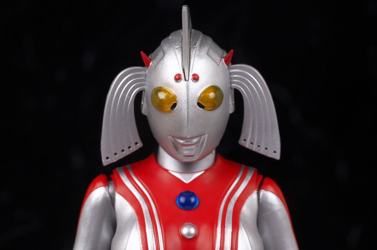 フィギュアーツ ウルトラの母 S.H.Figuarts ウルトラの母│株式会社BANDAI SPIRITS（バンダイ