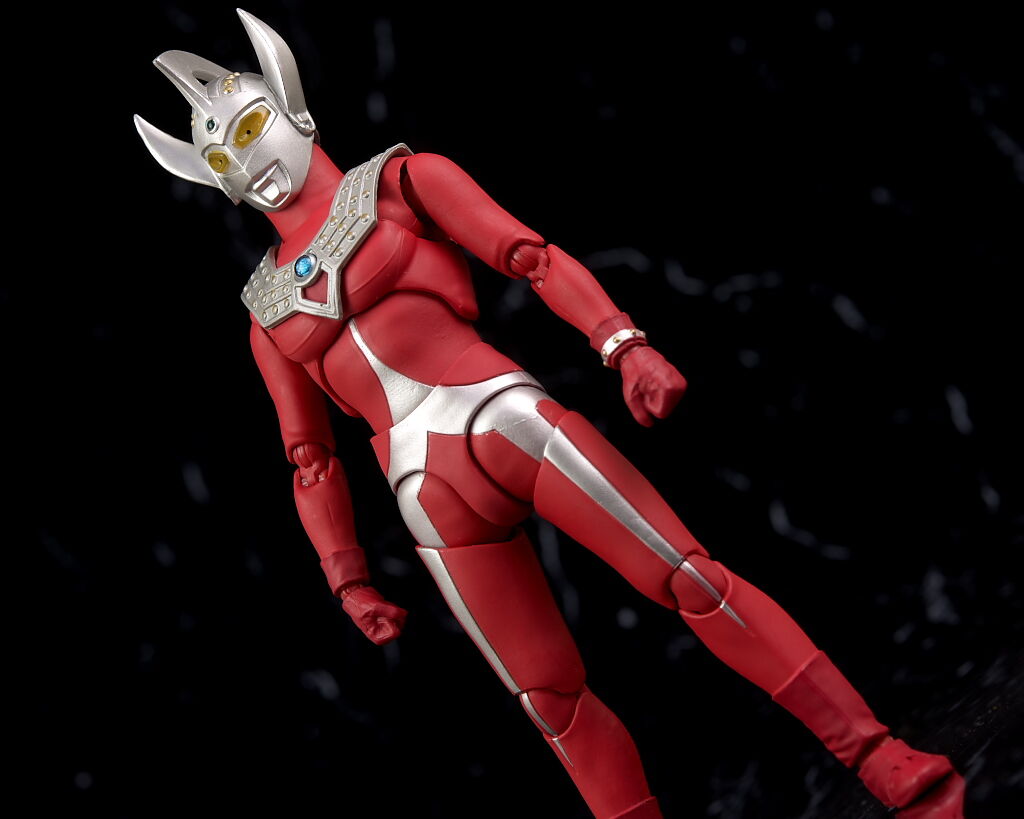 S.H.Figuarts ウルトラマンタロウ