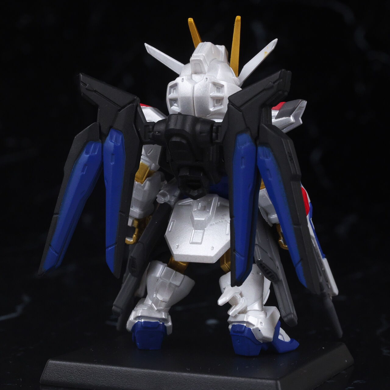 FW GUNDAM CONVERGE SEED FREEDOM REVIVE “MIGHTY” レビュー