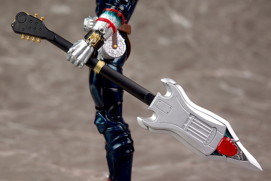 【未開封】S.H.フィギュアーツ 真骨彫製法 仮面ライダー轟鬼 S.H.フィギュアーツ (真骨彫製法) 仮面ライダー轟鬼 レビュー