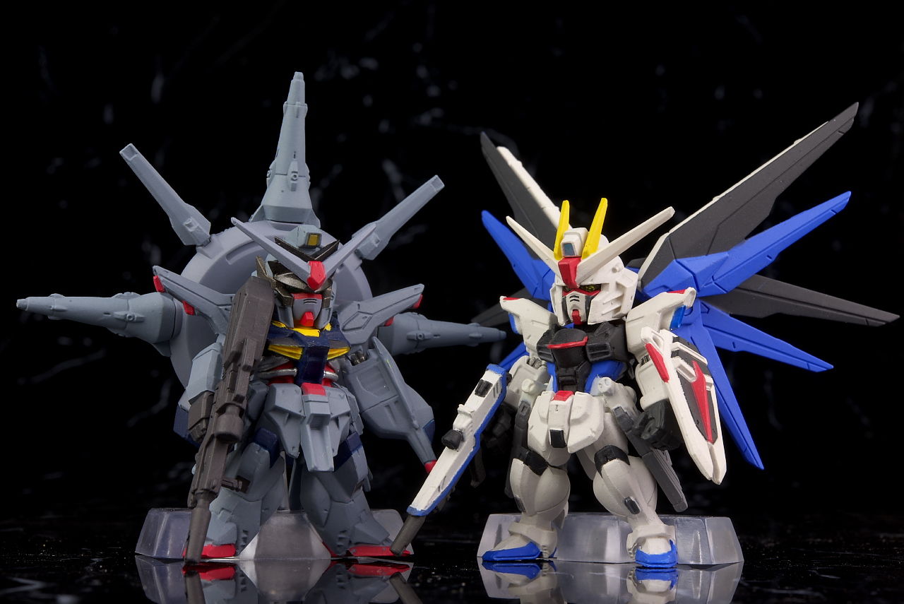 (食玩)FW GUNDAM CONVERGE(ガンダムコンバージ) SP07 フリーダムガンダム&プロヴィデンスガンダム 機動戦士ガンダムSEED(シード) フィギュア バンダイ