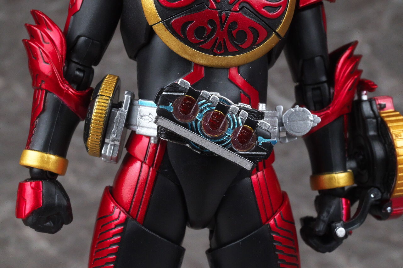 S.H.フィギュアーツ(真骨彫製法) 仮面ライダーオーズ S.H.フィギュアーツ(真骨彫製法) 仮面ライダーオーズ