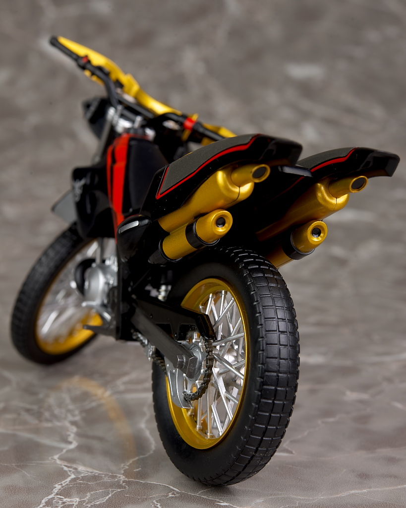 S.H.フィギュアーツ ビートチェイサー2000 レビュー : はっちゃか S.H.フィギュアーツ ビートチェイサー2000 レビュー : はっちゃか