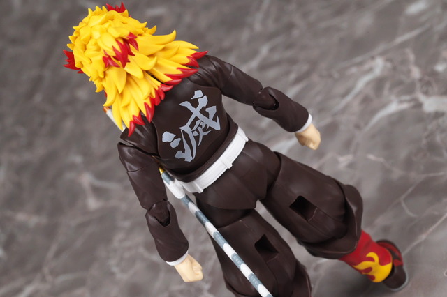 转日站评测 BANDAI 25年6月: S.H.Figuarts <鬼灭之刃> 炼狱杏寿郎