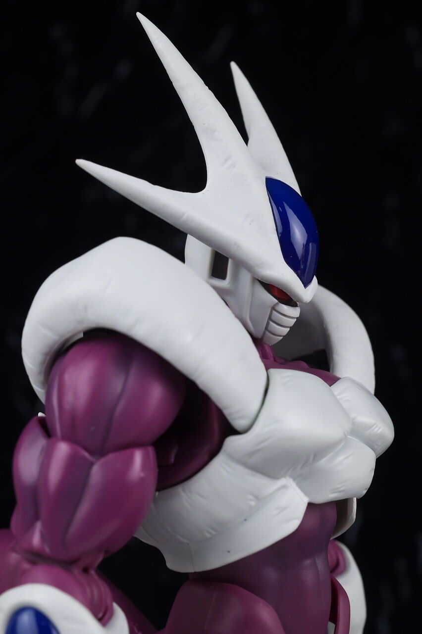 SHFiguarts クーラー最終形態 40周年記念再販版 Amazon | S.H.Figuarts クウラ 最終形態-40周年記念再販Edition