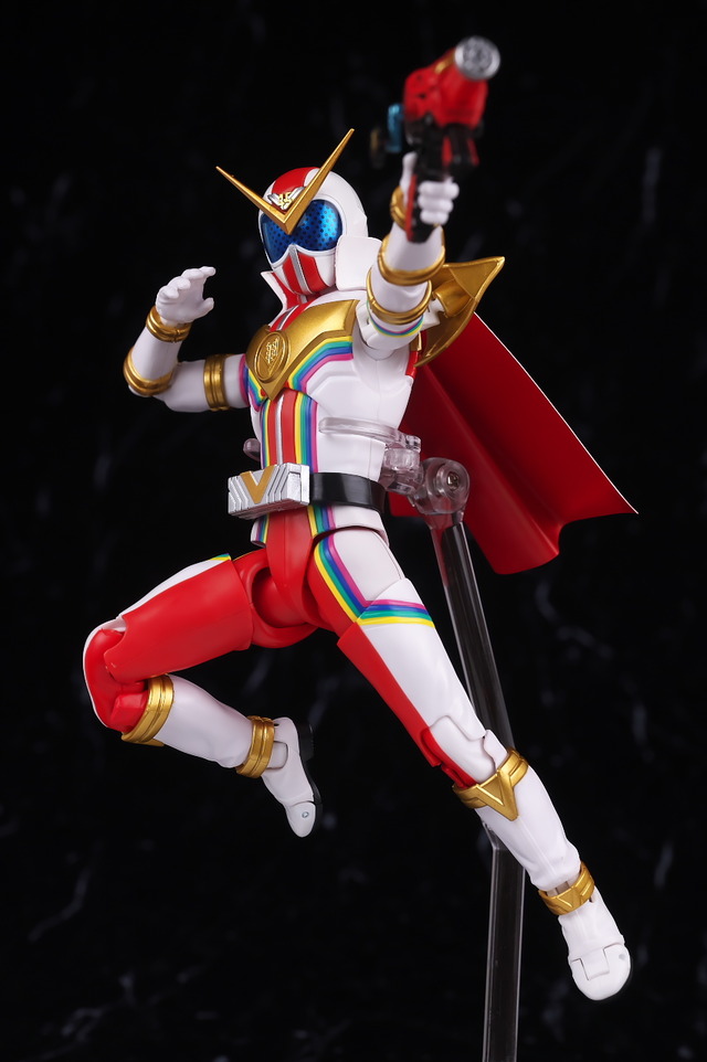 BANDAI - S.H.Figuarts ゼンカイザーブラックの+nuenza.com