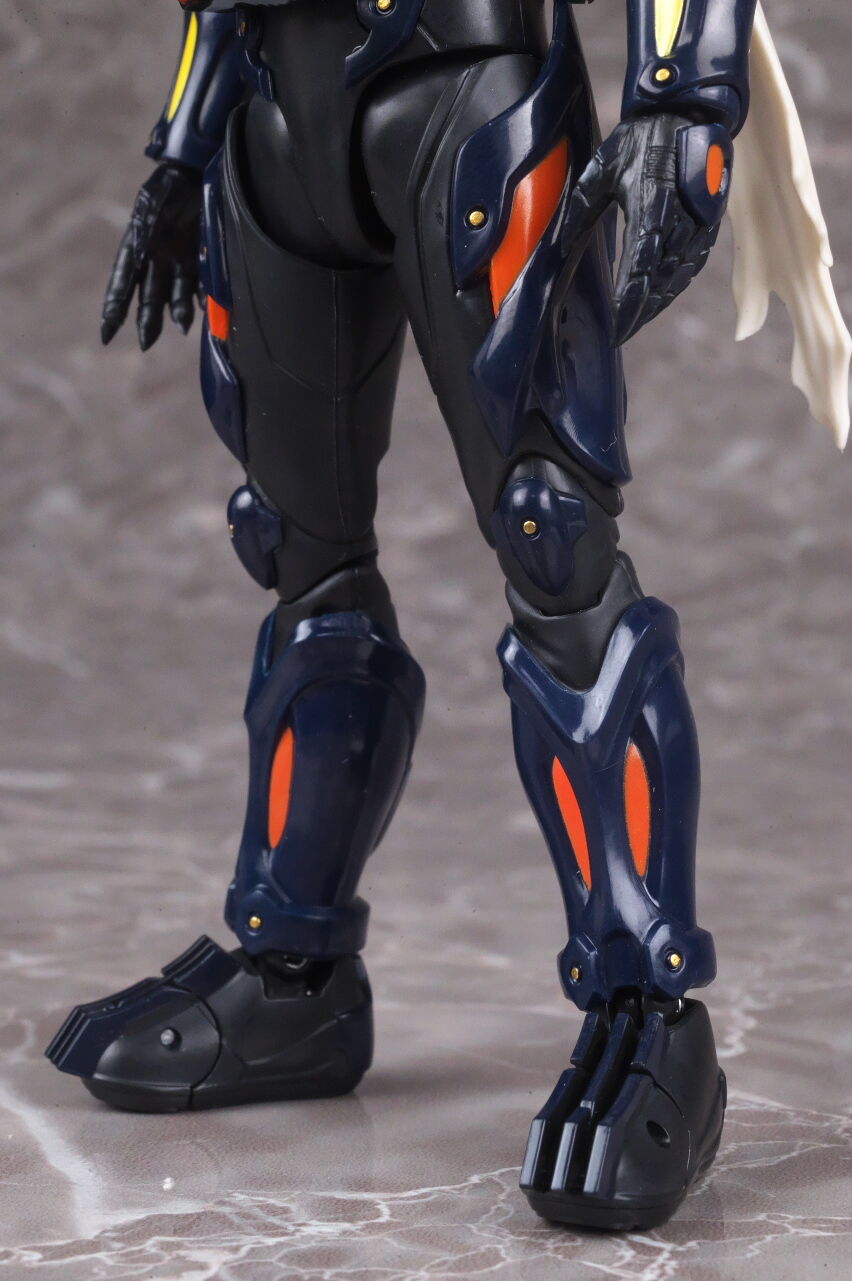 S.H.フィギュアーツ 仮面ライダードレッド零式 レビュー : はっ S.H.フィギュアーツ 仮面ライダードレッド零式 レビュー : はっ