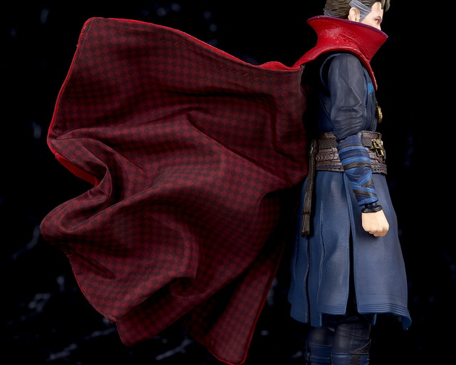 转日评 BANDAI 21年1月: S.H.F 奇异博士-《BATTLE ON TITAN》版-(复联3)