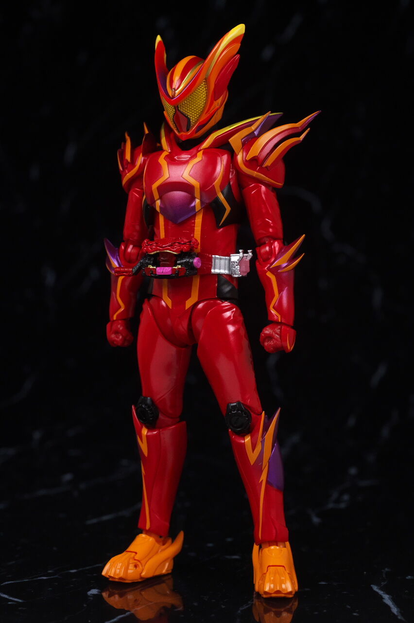 S.H.フィギュアーツ 仮面ライダーガヴ アメイジングミフォーム