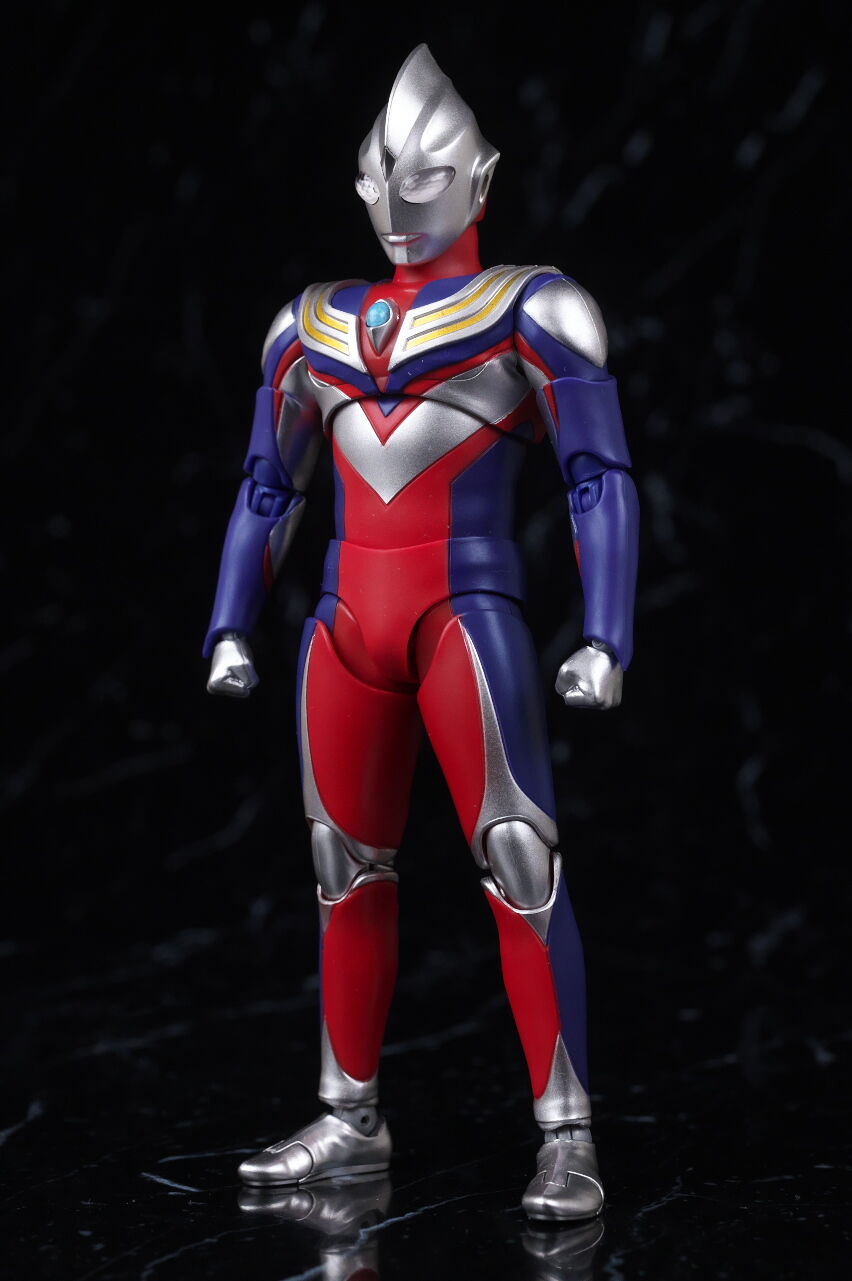 S.H.フィギュアーツ（真骨彫製法） ウルトラマンティガ マルチタイプ