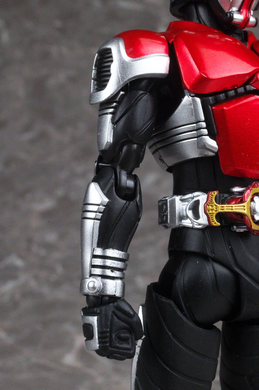 S.H.フィギュアーツ(真骨彫製法) 仮面ライダーカブト ライダー S.H.フィギュアーツ(真骨彫製法) 仮面ライダーカブト ライダー