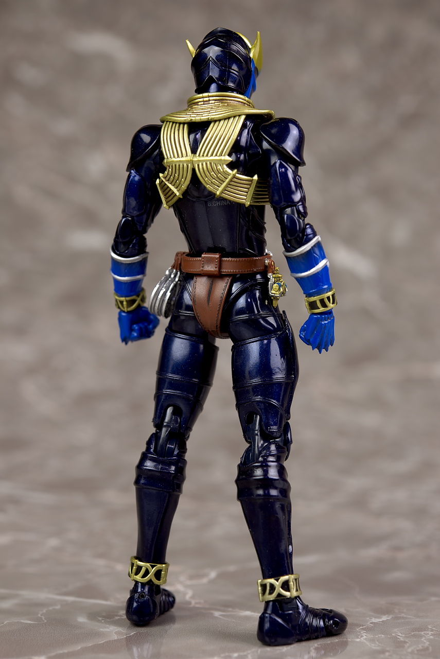 S.H.フィギュアーツ （真骨彫製法） 仮面ライダー威吹鬼