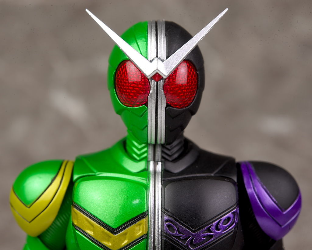 S.H.Figuarts (SHINKOCCHOU SEIHOU) KAMEN RIDER DOUBLE Cyclone