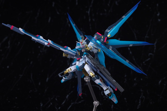 L ROBOT魂 ストライクフリーダムガンダム弐式 初音ミク Ver. METAL ROBOT魂ストライクフリーダムガンダム弐式 ［初音ミク Ver