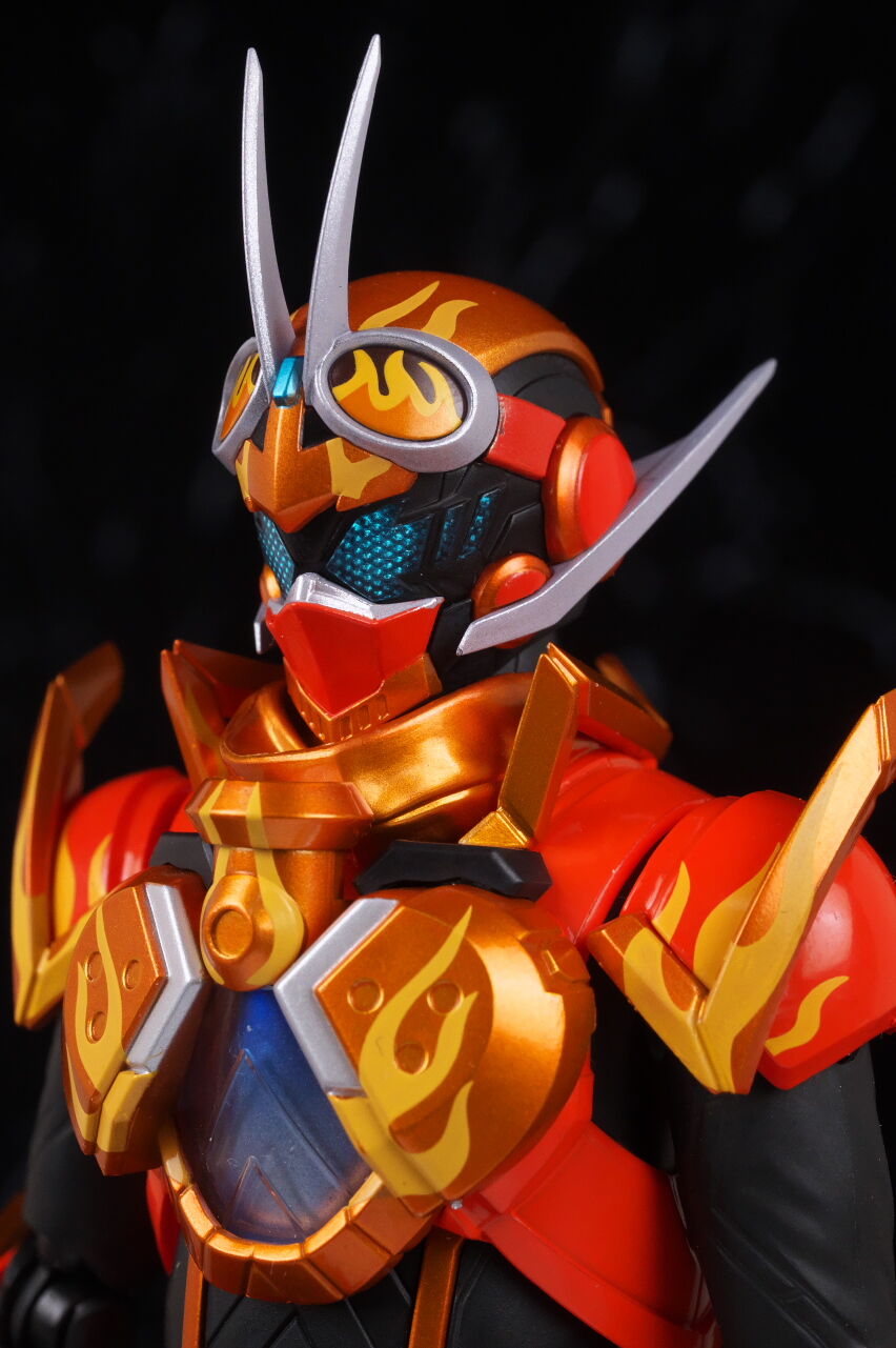 S.H.フィギュアーツ 仮面ライダーファイヤーガッチャードデイ