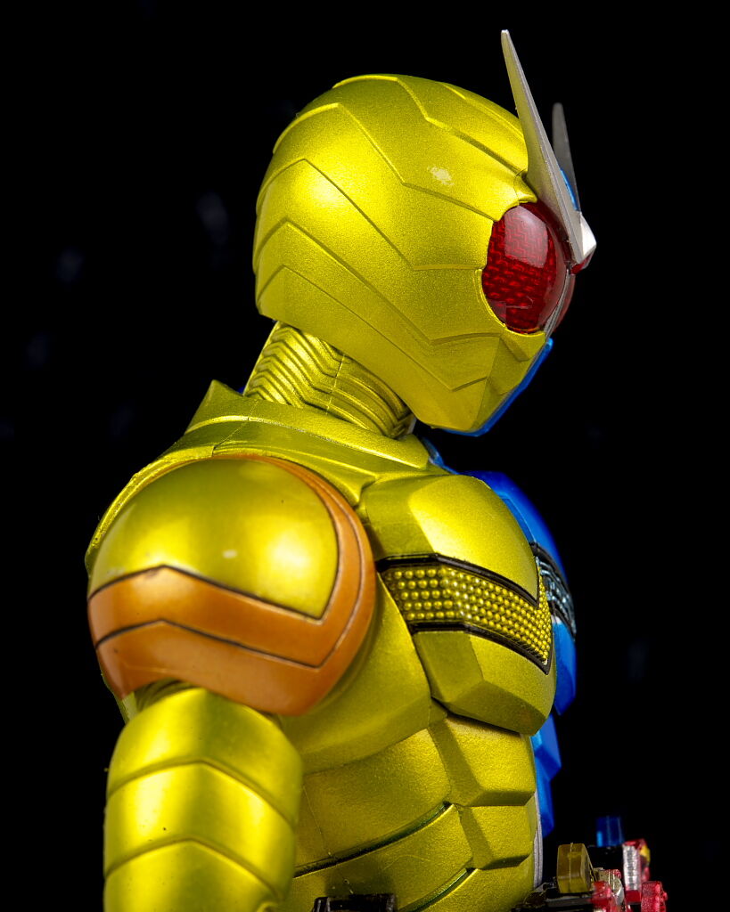 S.H.フィギュアーツ （真骨彫製法） 仮面ライダーW ルナトリガー