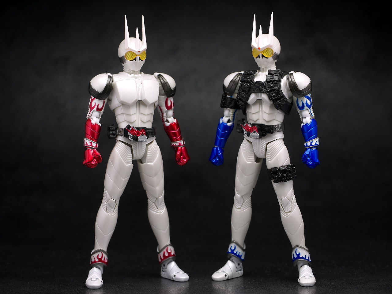 S.H.フィギュアーツ 仮面ライダーエターナル レッドフレア