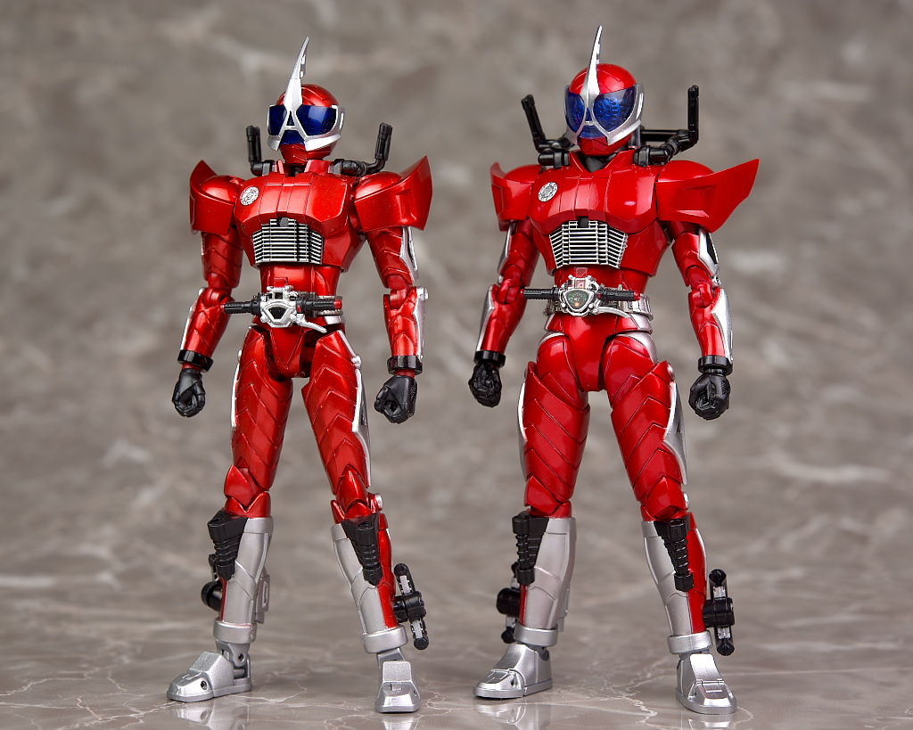 S.H.フィギュアーツ (真骨彫製法) 仮面ライダーアクセル
